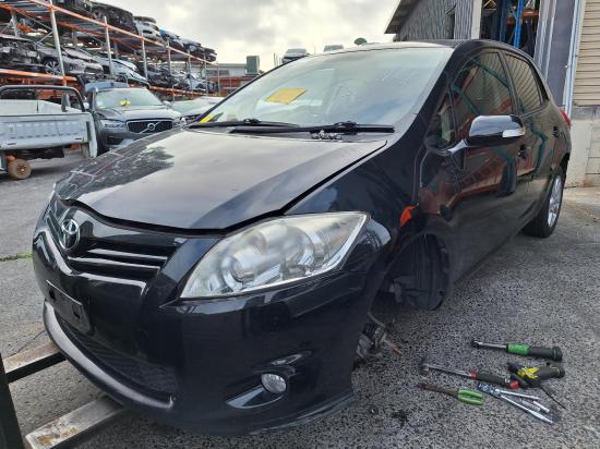 toyota Corolla Apr 2012 BONNET 