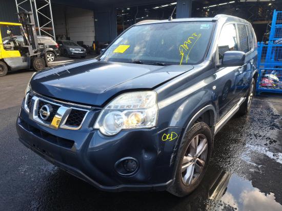 nissan Xtrail LEFT REAR DOOR 