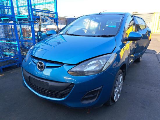 mazda 2 RIGHT HEADLAMP 