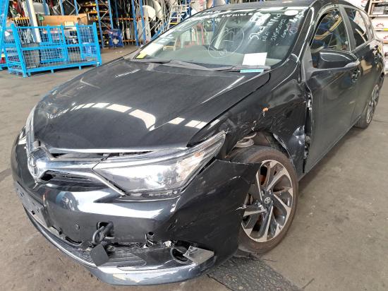 toyota Corolla ZRE182R Jul 2015 REAR BUMPER 
