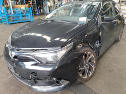2015 Toyota Corolla ZRE182R image 2