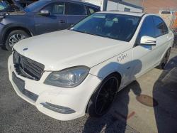 2011 Mercedes Benz C Class W204 image 2