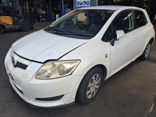 toyota Corolla ZRE152R Apr 2007 Power Window Switch 
