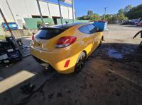 2013 Hyundai Veloster FS + image 2