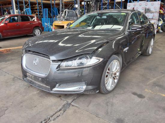 jaguar Xf X250 Apr 2013 FRONT BUMPER 
