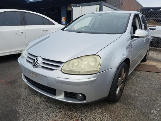 volkswagen Golf RIGHT FRONT DOOR 