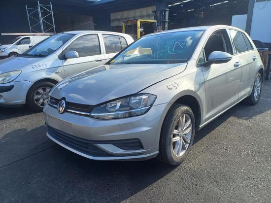 volkswagen Golf A7 May 2017 FRONT BAR BRKT/REINFFORCEMENT 