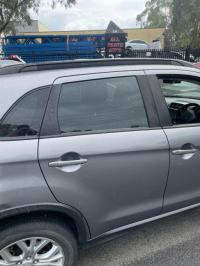 2019 Mitsubishi Asx image 2