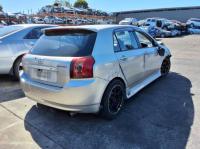 2005 Toyota Corolla ZZE123R image 2