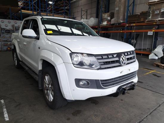 volkswagen Amarok 2H May 2013 GRILLE 