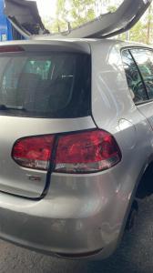 2011 Volkswagen Golf TSI image 2