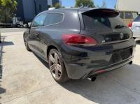 2011 Volkswagen Scirocco R image 2