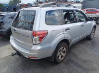 2010 Subaru Forester X image 2