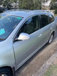 2010 Volkswagen Golf image 2