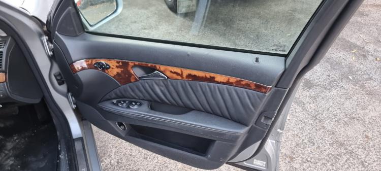 mercedes benz E Class W211 2004 Parts & Wrecking
