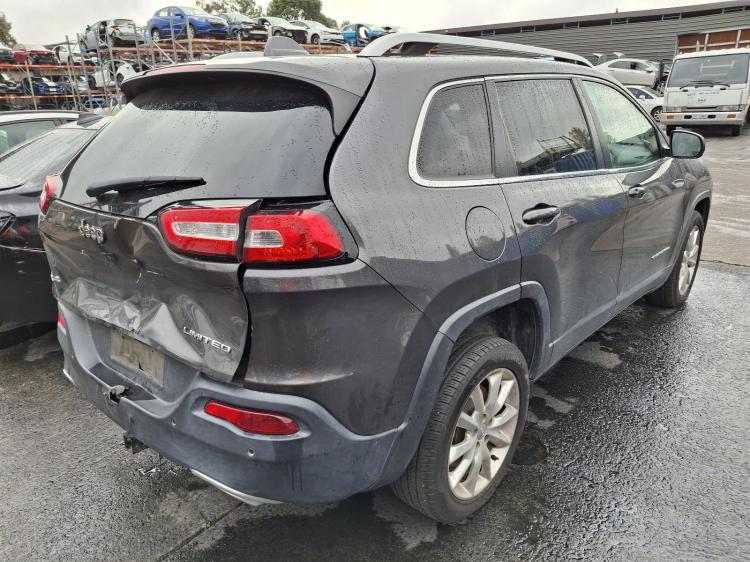 jeep Grand Cherokee LIMITED 4X4 May 2015 Parts & Wrecking