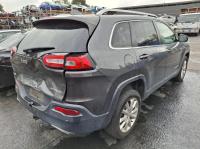 2015 Jeep Grand Cherokee LIMITED 4X4 image 2