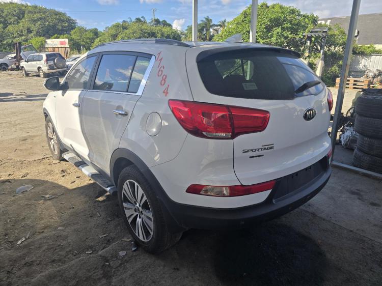 kia Sportage SL PLATINUM Feb 2014 Parts & Wrecking