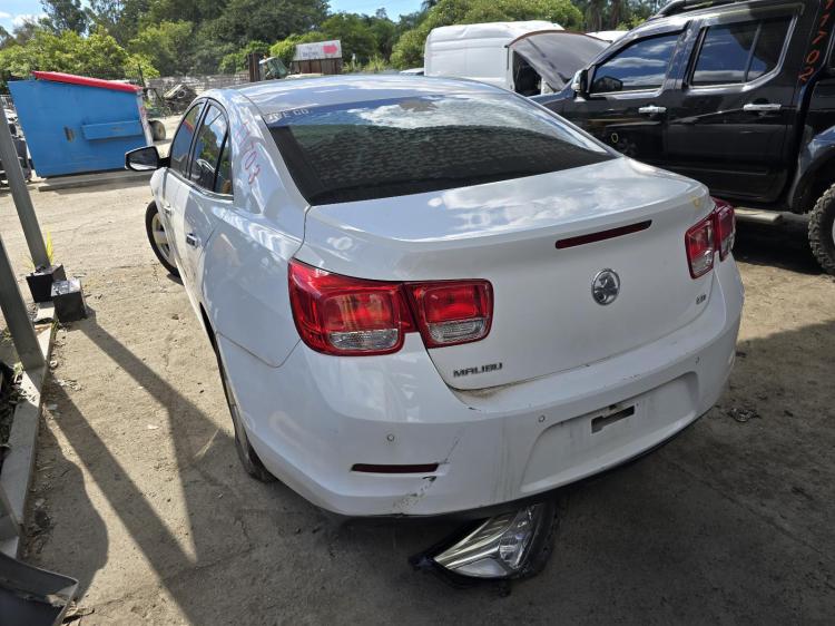 holden Malibu V300 CD Dec 2014 Parts & Wrecking