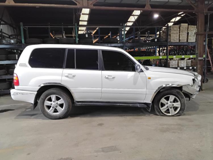 toyota Landcruiser GXV Feb 1998 Parts & Wrecking