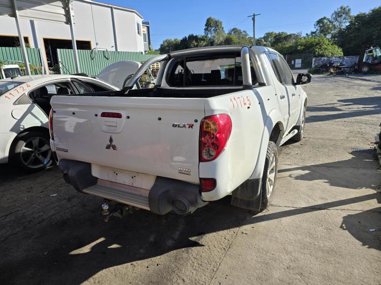mitsubishi Triton MN GLX-R Jan 2012 Parts & Wrecking