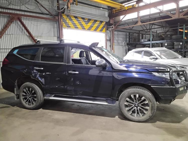 mitsubishi Pajero Sport EXCEED Jan 2020 Parts & Wrecking