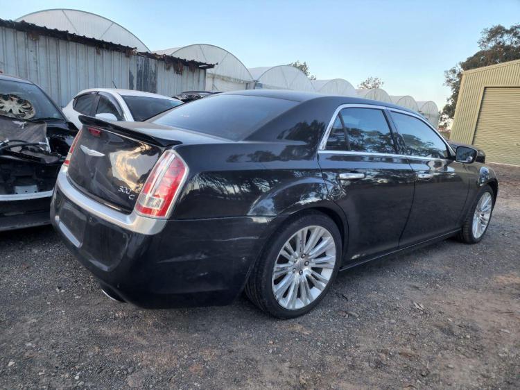 chrysler 300c Aug 2013 Parts & Wrecking