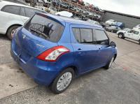 2016 Suzuki Swift GL image 2