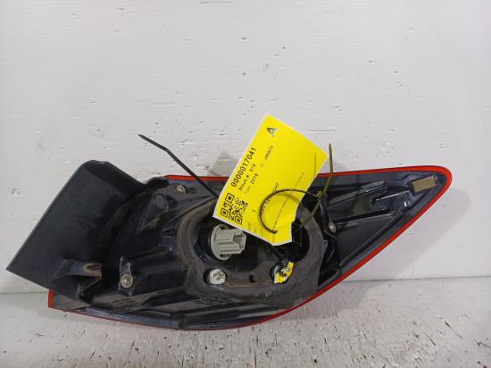 mazda 3 2016 LEFT TAILLIGHT 