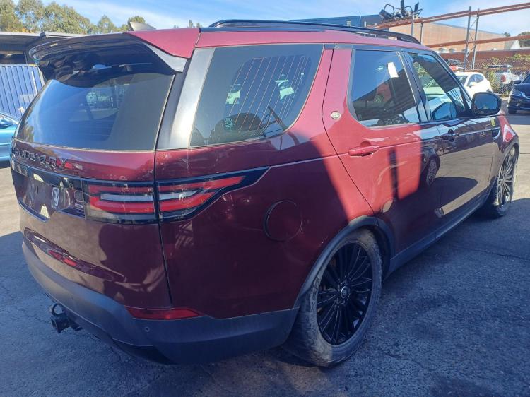 land rover Discovery 2.0 SD4  HSE May 2017 Parts & Wrecking