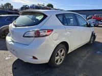 2012 Mazda 3 NEO image 2