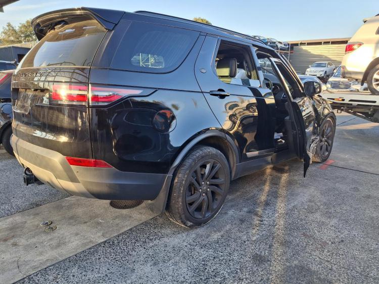 land rover Discovery 3.0 TDV6 HSE LUXURY Jun 2017 Parts & Wrecking