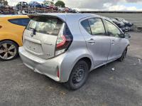 2019 Toyota Prius PRIUS-C image 2