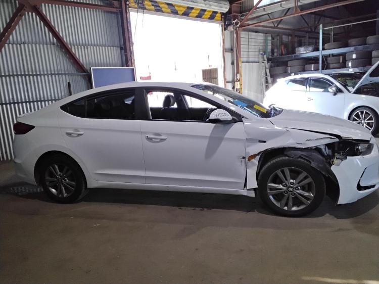 hyundai Elantra ACTIVE Nov 2016 Parts & Wrecking
