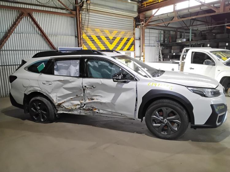 subaru Outback BASE Oct 2021 Parts & Wrecking