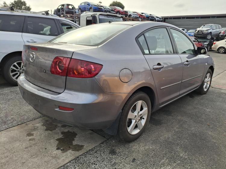 mazda 3 MAXX Jul 2006 Parts & Wrecking