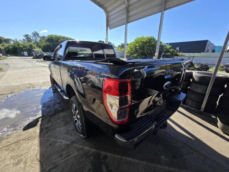 ford Ranger PX SERIES 1 XLT Nov 2013 Parts & Wrecking