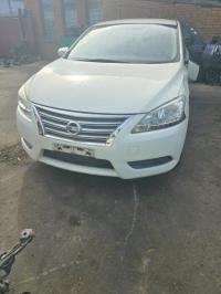 2015 Nissan Pulsar image 2