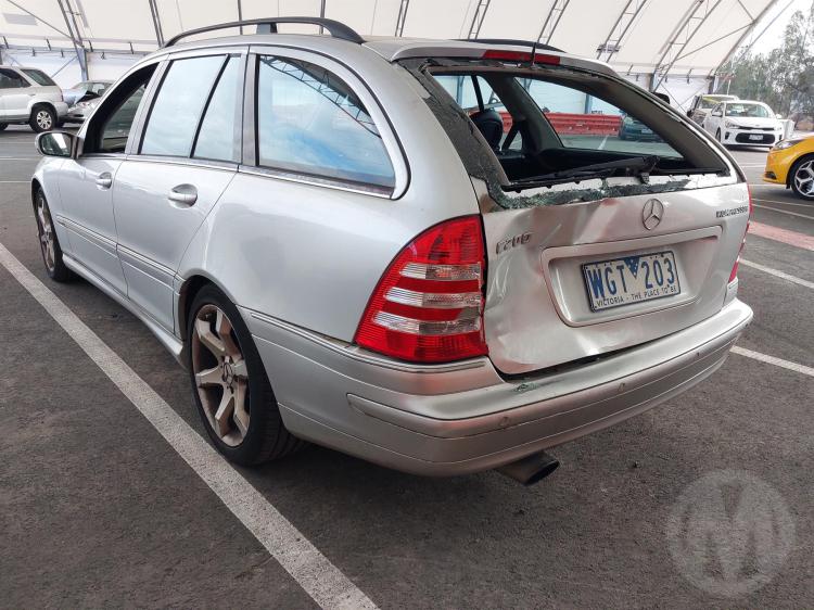 mercedes benz C200 Kompressor W203 W203 Apr 2006 