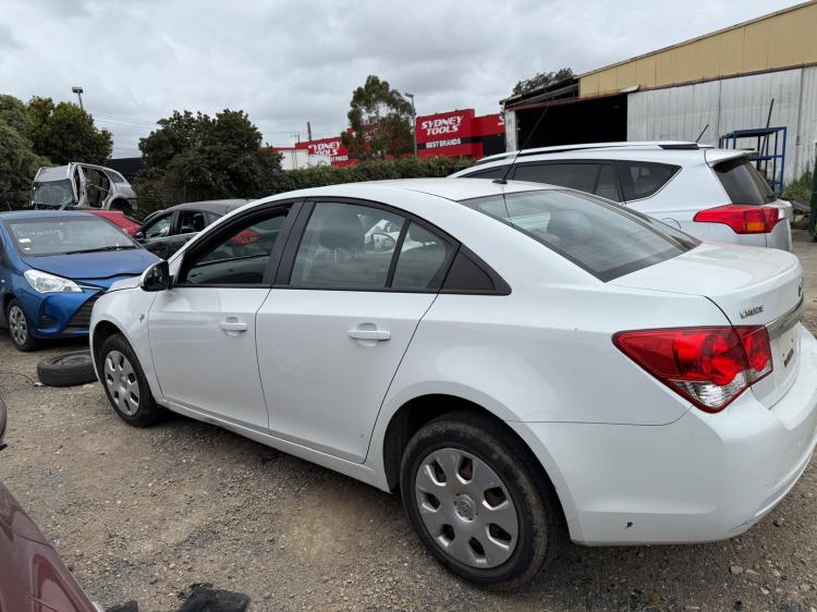 holden Cruze JH Sep 2011 Parts & Wrecking