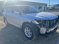 2013 Toyota Kluger GSU40 image 2