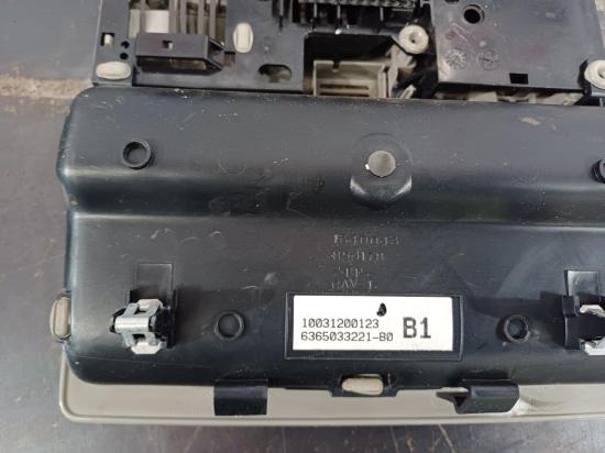 toyota Camry Apr 2010 COURTESY LIGHT 
