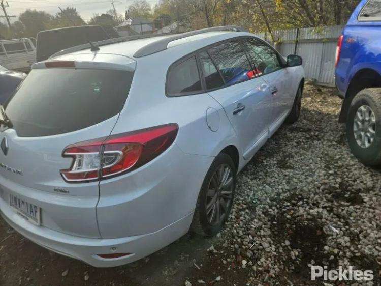 renault Megane 2017 Parts & Wrecking