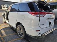 2016 Toyota Tarago GSR50R image 2