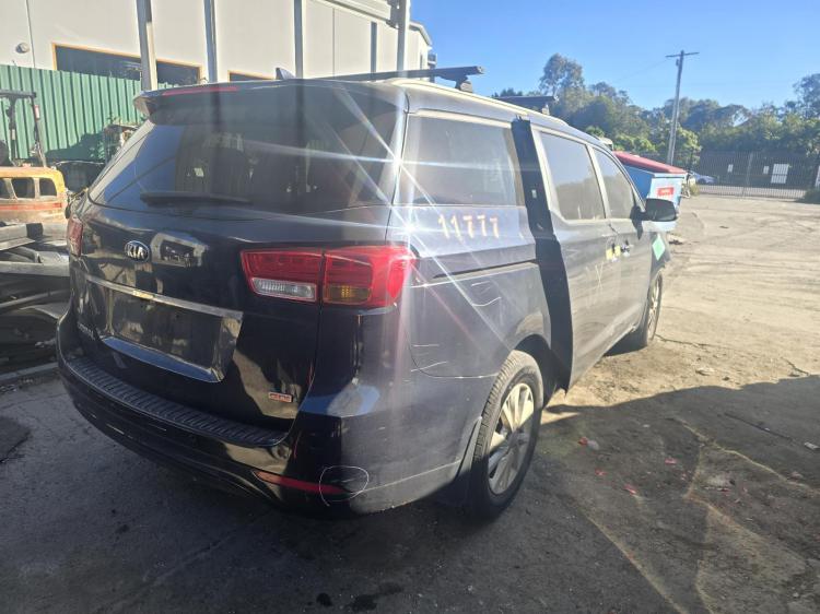 kia Carnival YP SI Mar 2015 Parts & Wrecking