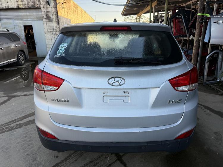 hyundai Ix35 LM Oct 2011 Parts & Wrecking