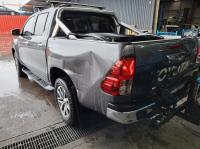 2016 Toyota Hilux GUN126R image 2