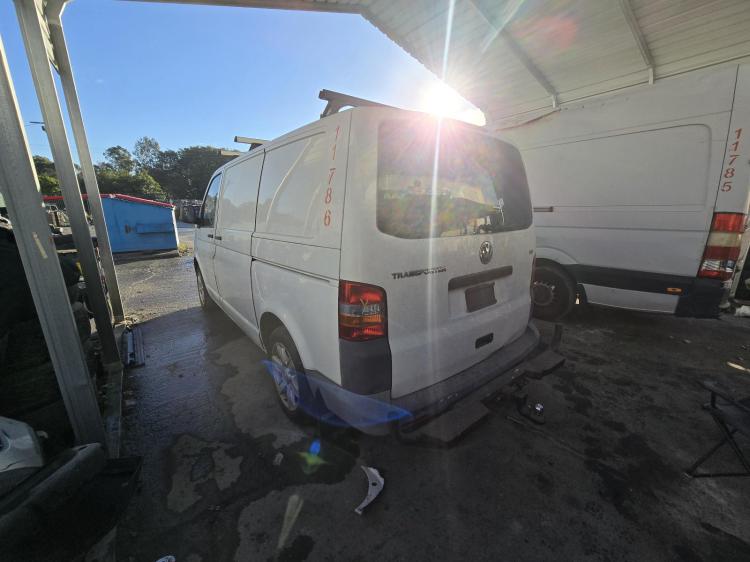 volkswagen Transporter T5 2.5 TDI Jul 2011 Parts & Wrecking