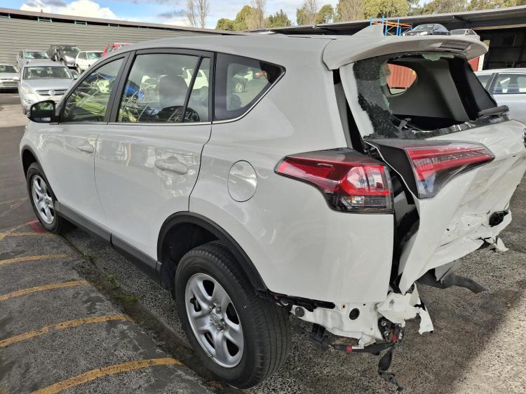 toyota Rav4 ZSA42R Nov 2017 Parts & Wrecking
