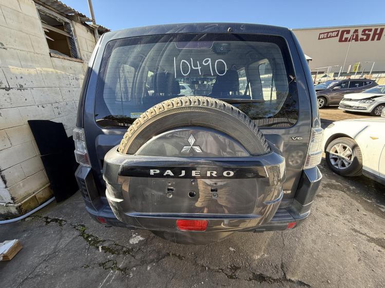 mitsubishi Pajero NS Jan 2009 Parts & Wrecking